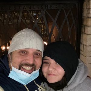 Meet your Posher, Mie